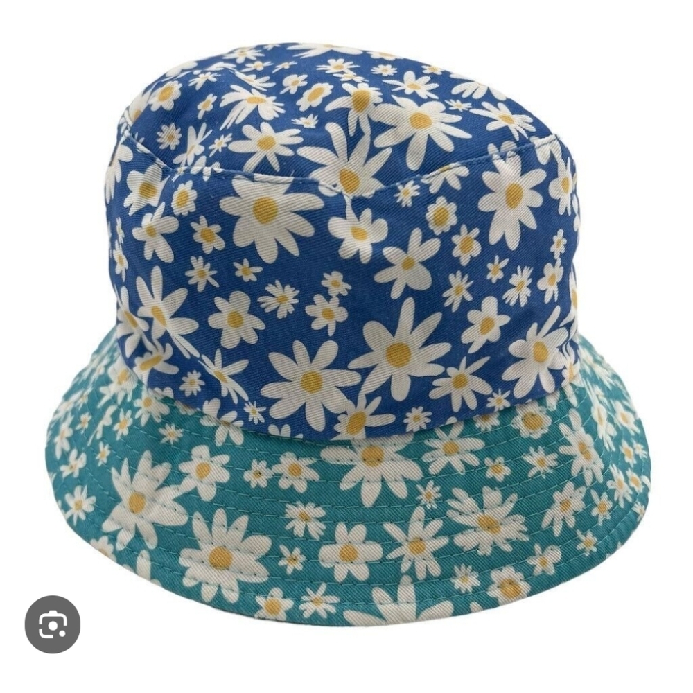 Ivory Ella Reversible Daisy patterned Bucket Hat For Women